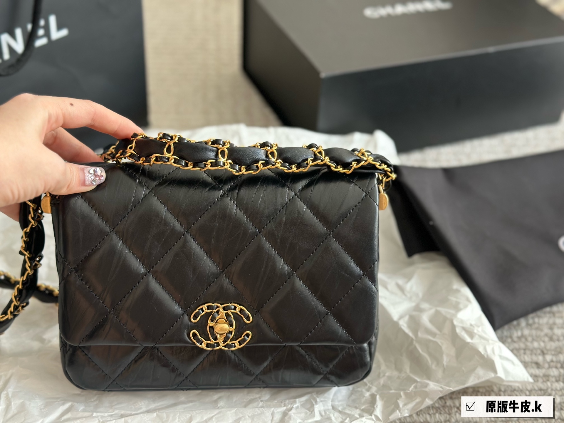 Chanel Shoulder Bag 038 DB562 20cm
