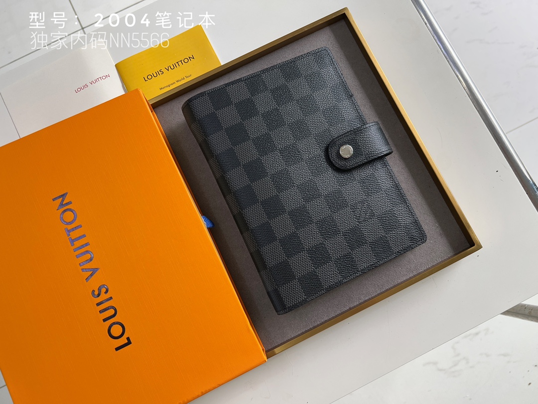 LV2004MQ06 14*18.5 CM