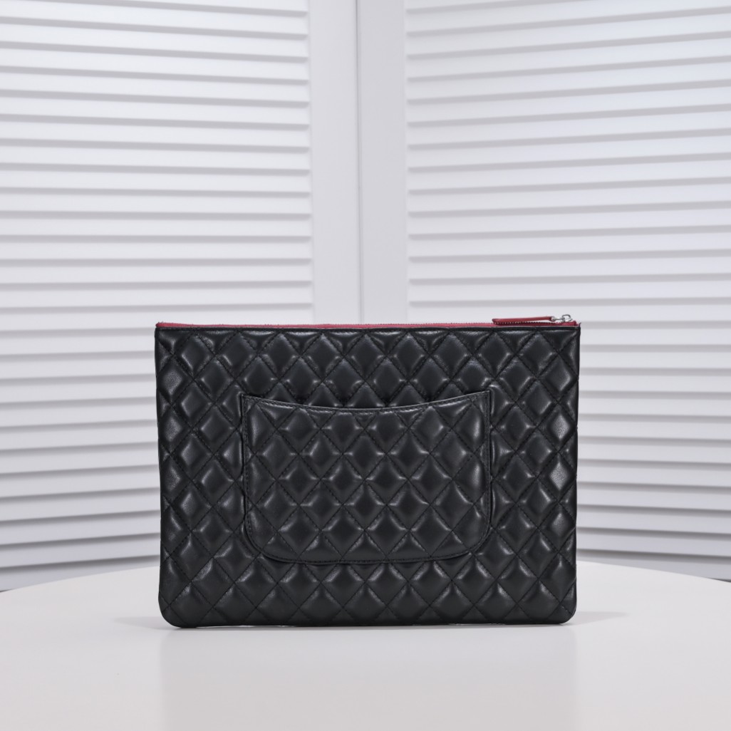 Chanel Cowhide Caviar Lattice Clutch silver buckle Clutch Bag Handbag