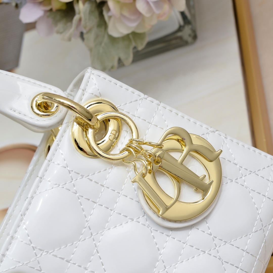 Mini Lady Dior Bag White patent leather CD2025 XB071 17cm