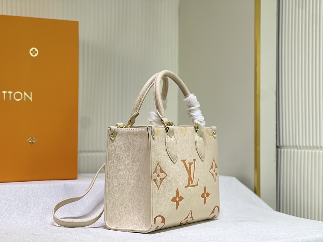 Louis Vuitton ONTHEGO PM