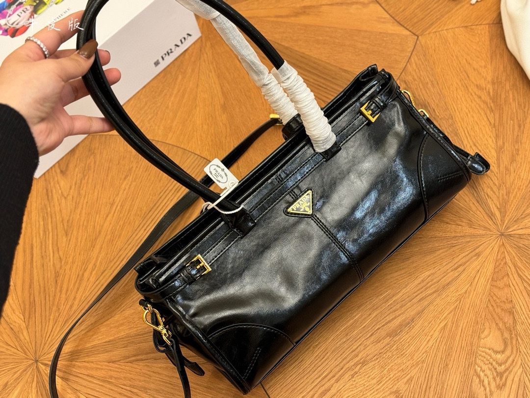 Prada Soft lux Tote 014 DB502 32cm