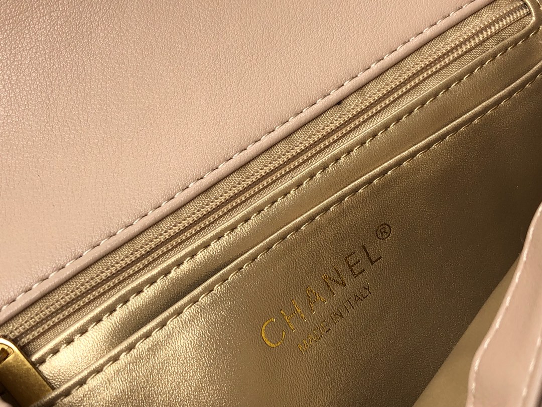 Chanel Cross Body Metal Ball Chain Shoulder Bag Handbag