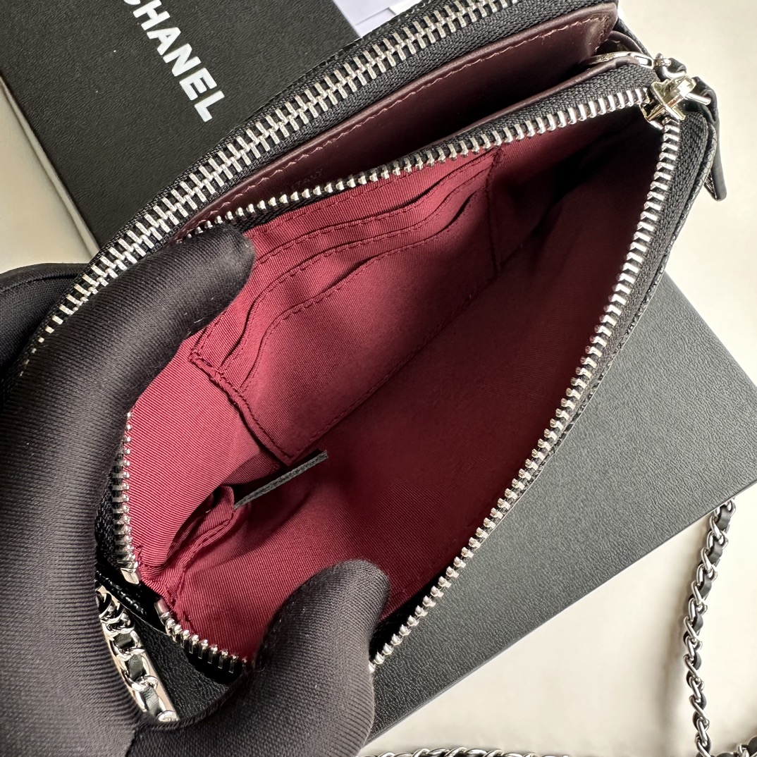 Chanel 50172 Black with silver LM521 20cm