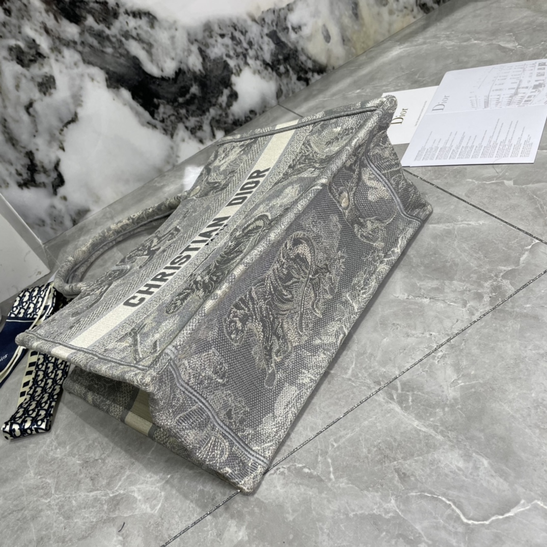 10A + top quality Medium Dior Book Tote 0175 XB022 36cm