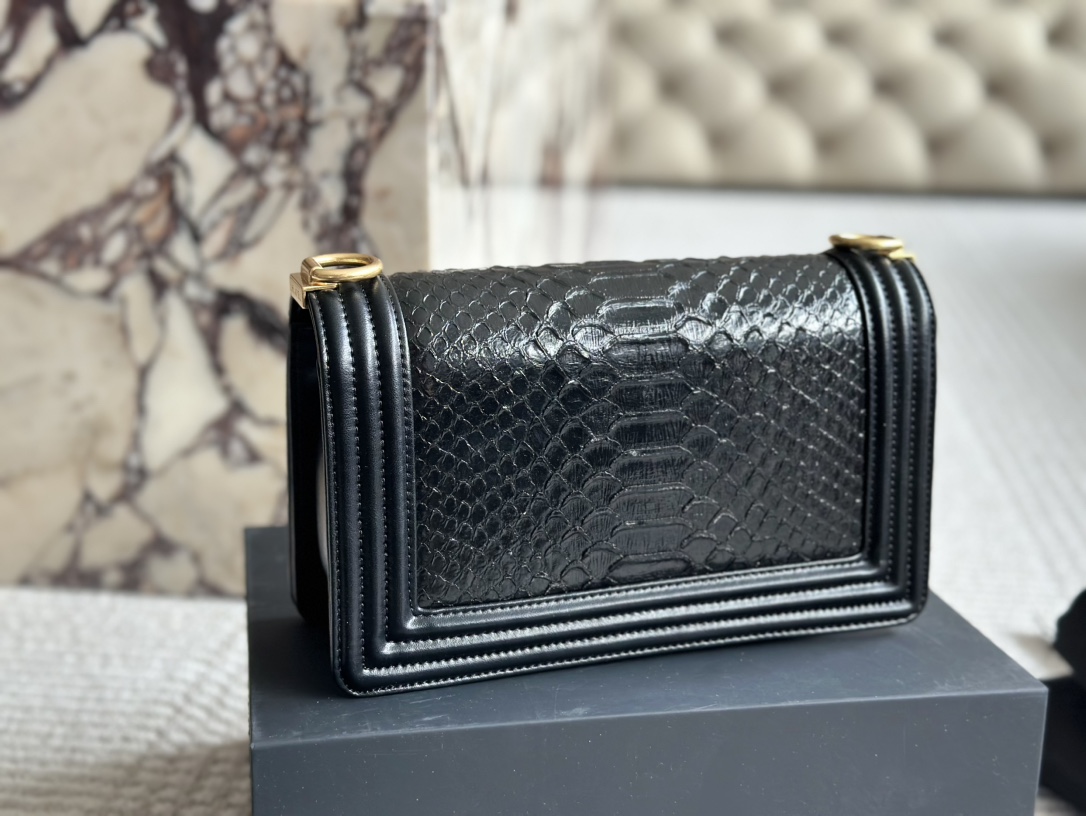 Chanel Leboy Bag 011 DB502 25cm