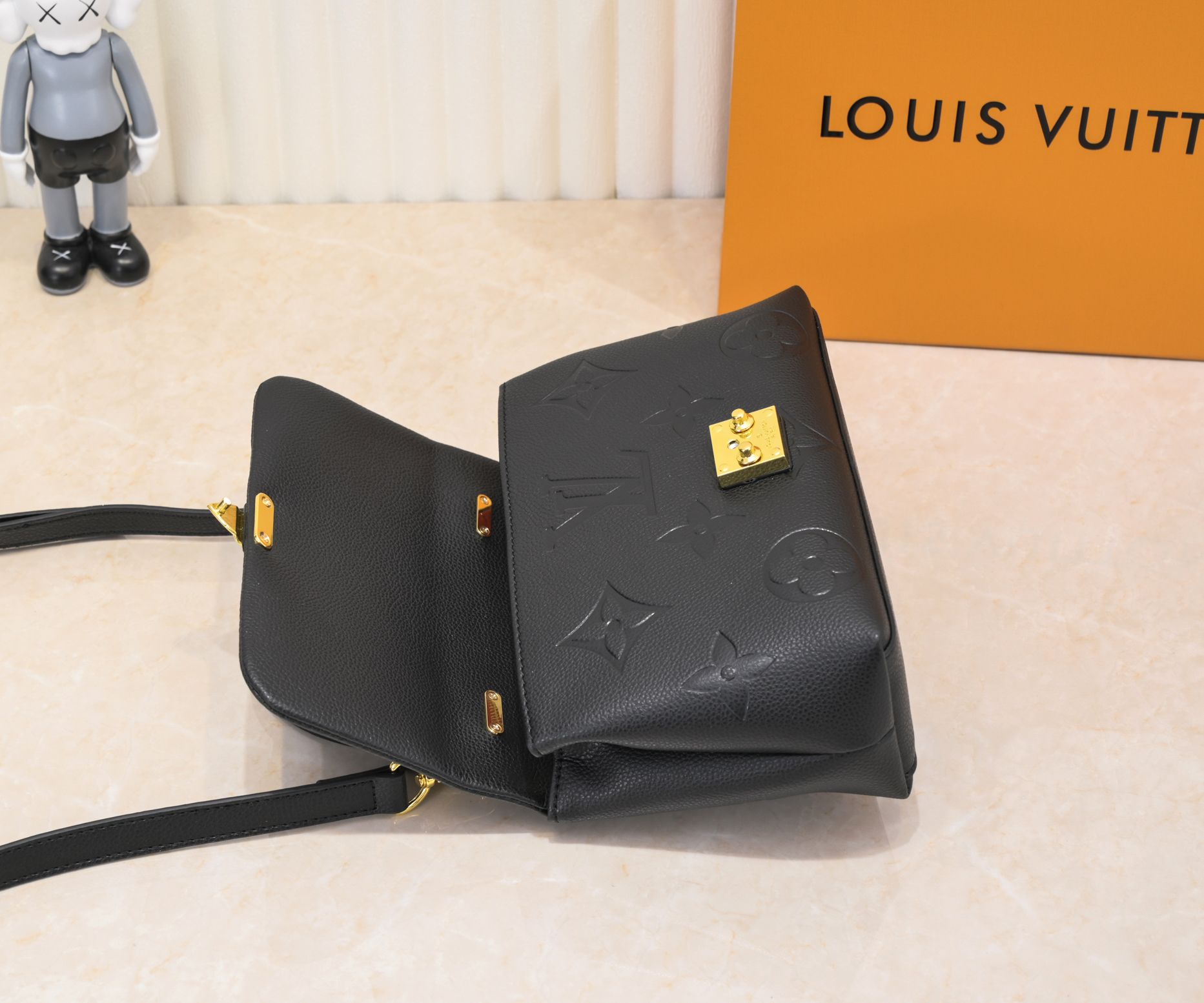 LV Madeleine Bag Black embossing M45976 XX061 24-30cm