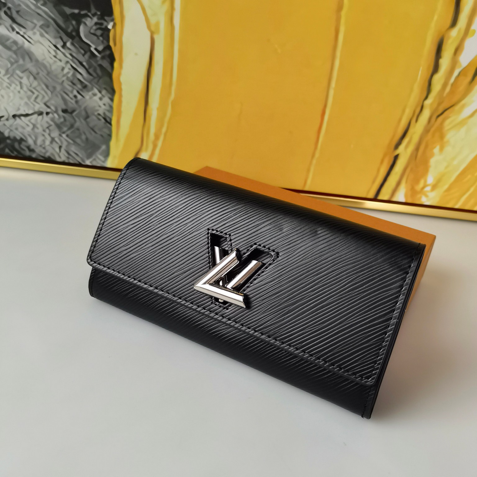 LV Twist Wallet M64413 M6117N LM5657 12-19cm