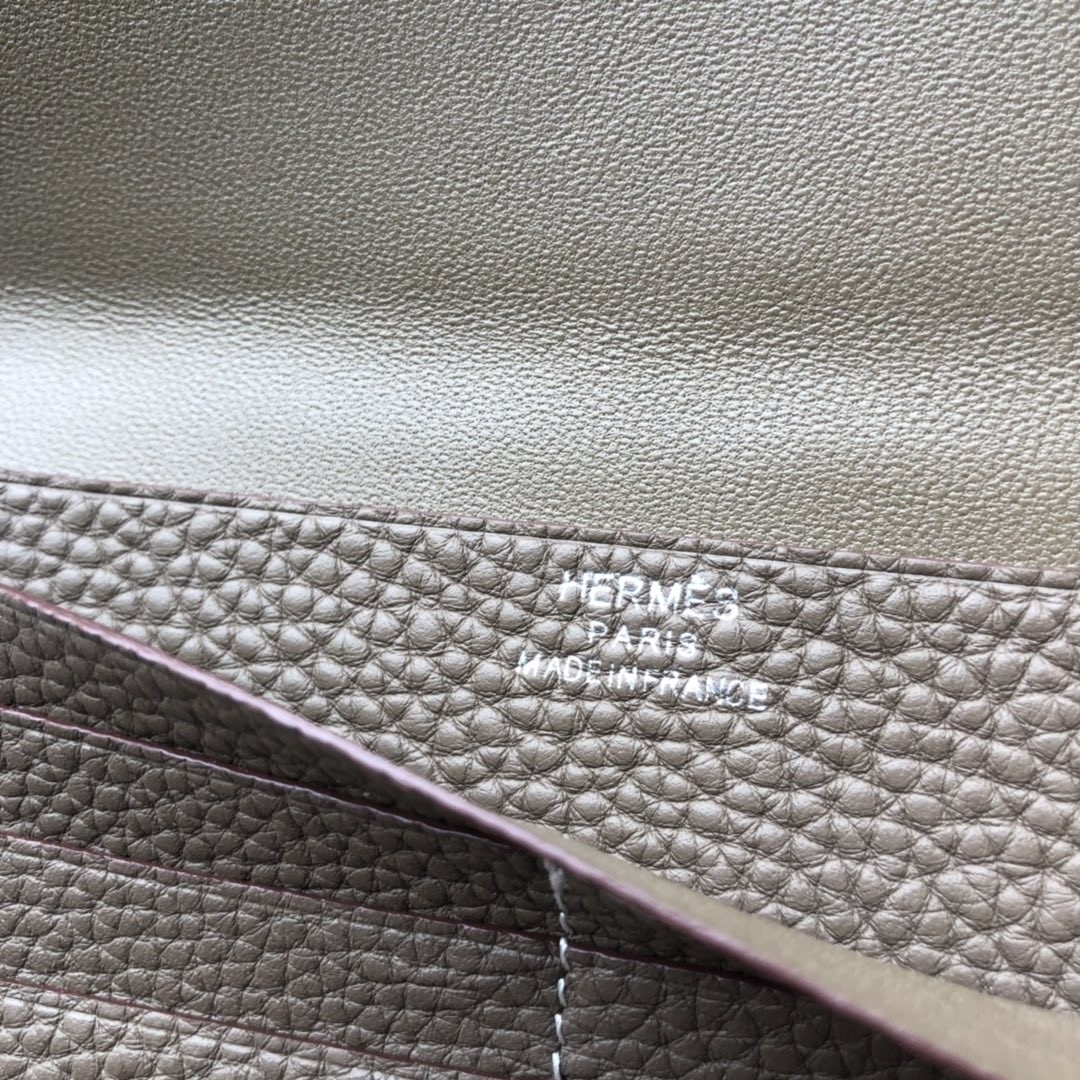 Hermes Dogon Compact Wallet Medium Grey