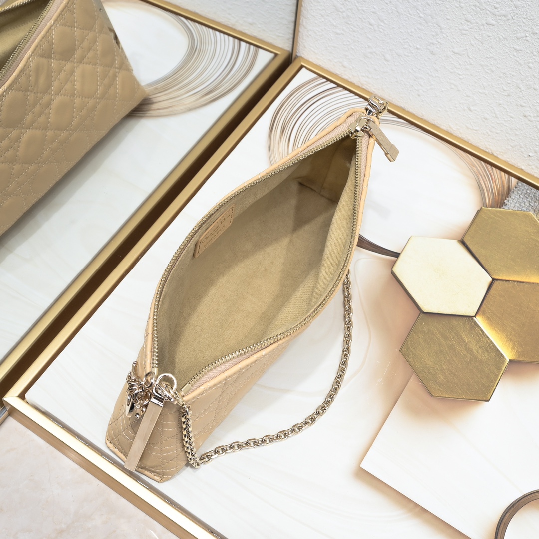 Dior Club Bag 7700 XB061 27cm