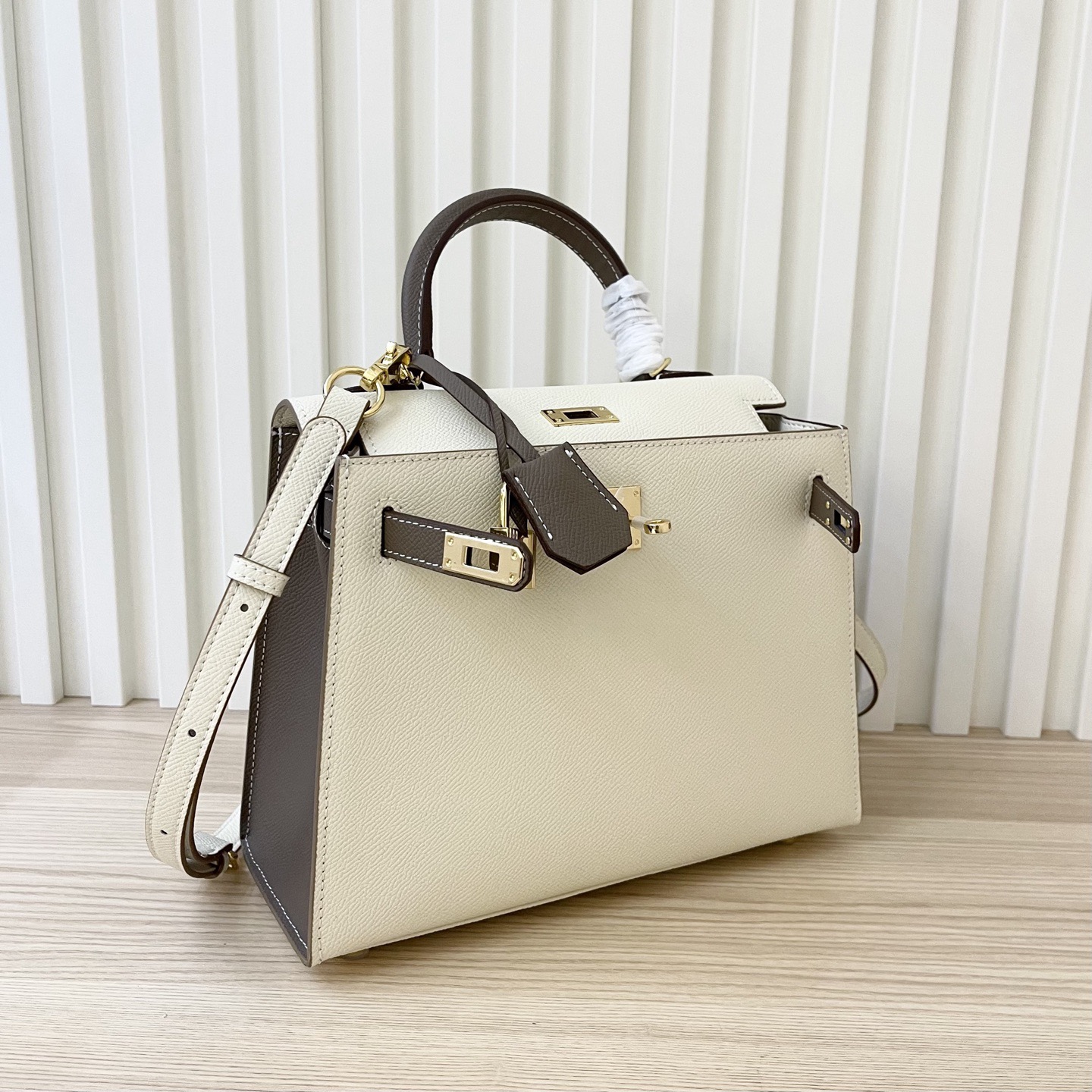 Hermes 28cm Kelly Bag Togo Leather Handbag  Pink