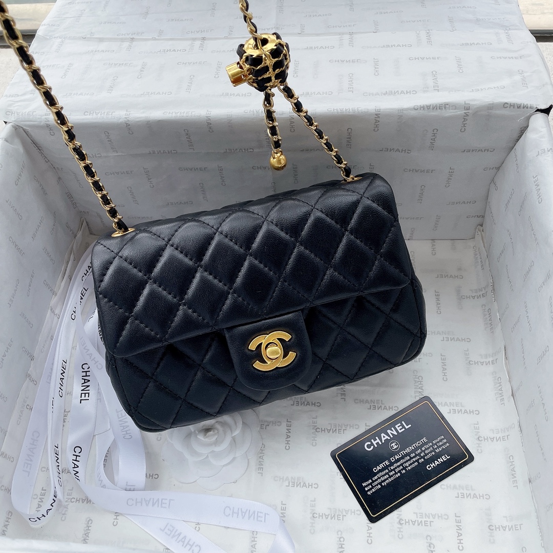 chanel1053largePYD091