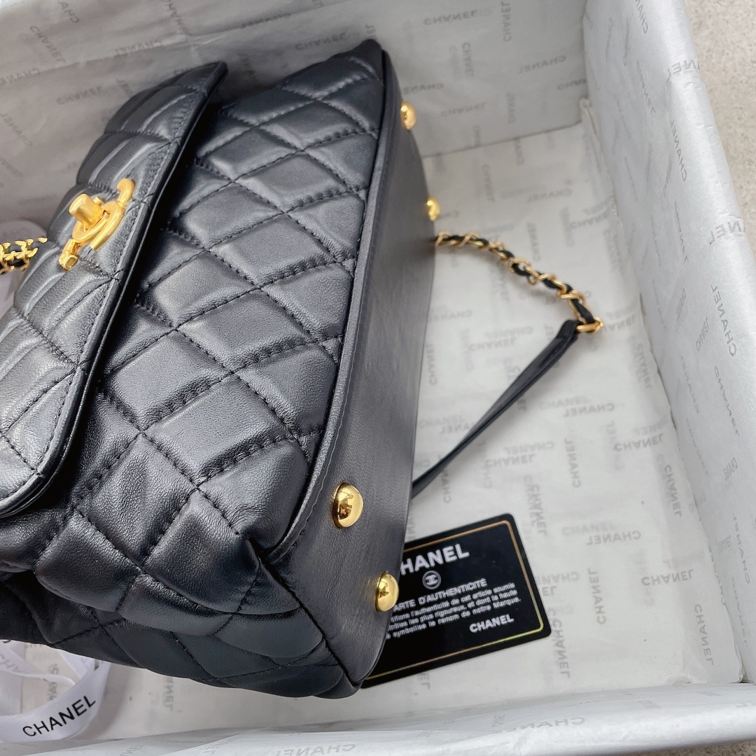 chanel216PYD032