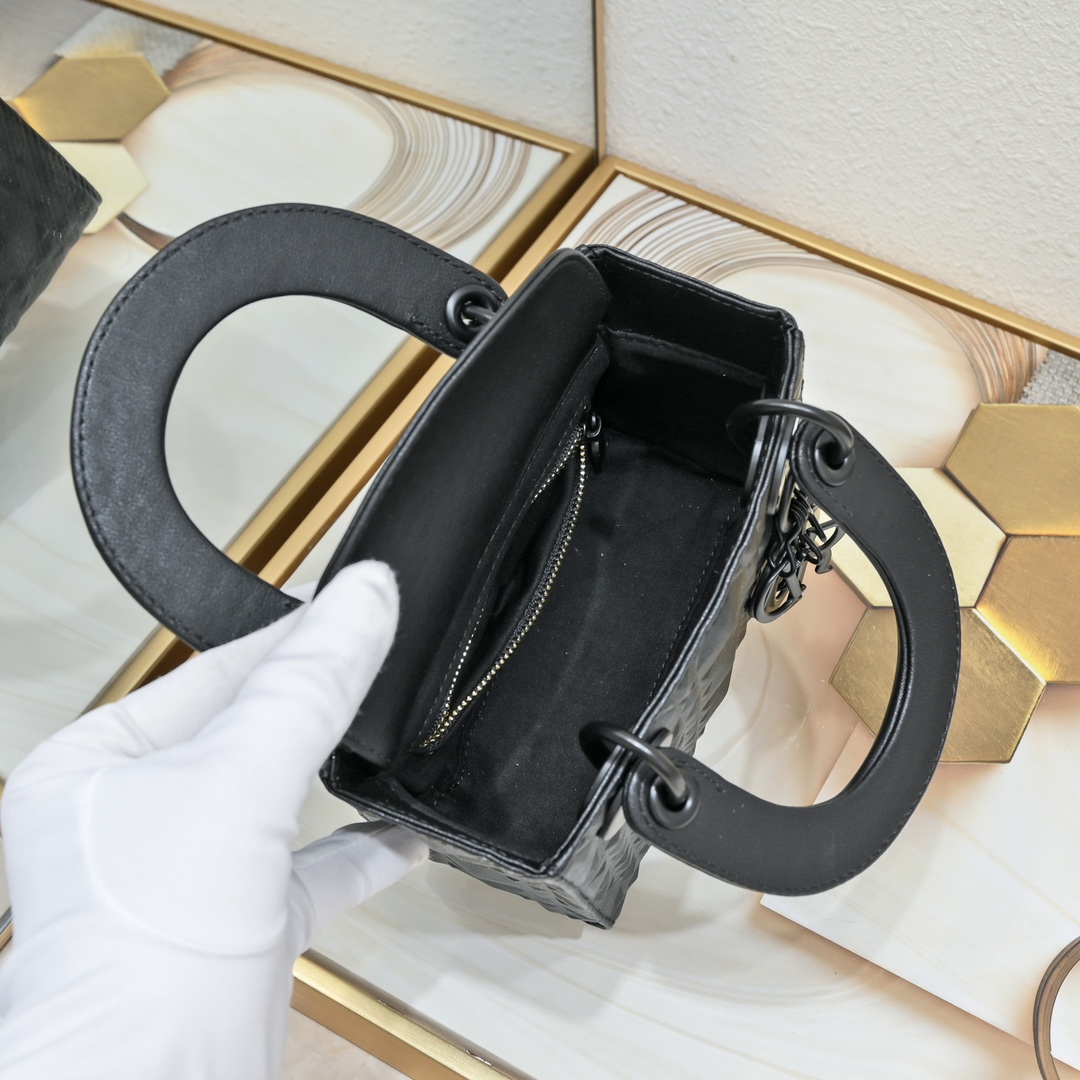 Mini Lady Dior Bag Black Diamond Motif 3002 XB081 17cm