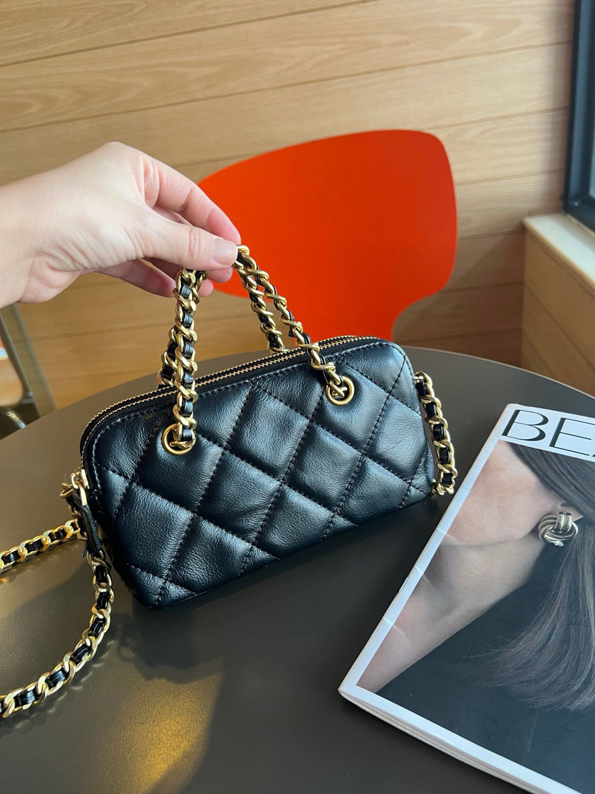 Chanel 23K Chain Bag 1015 LM071 20cm