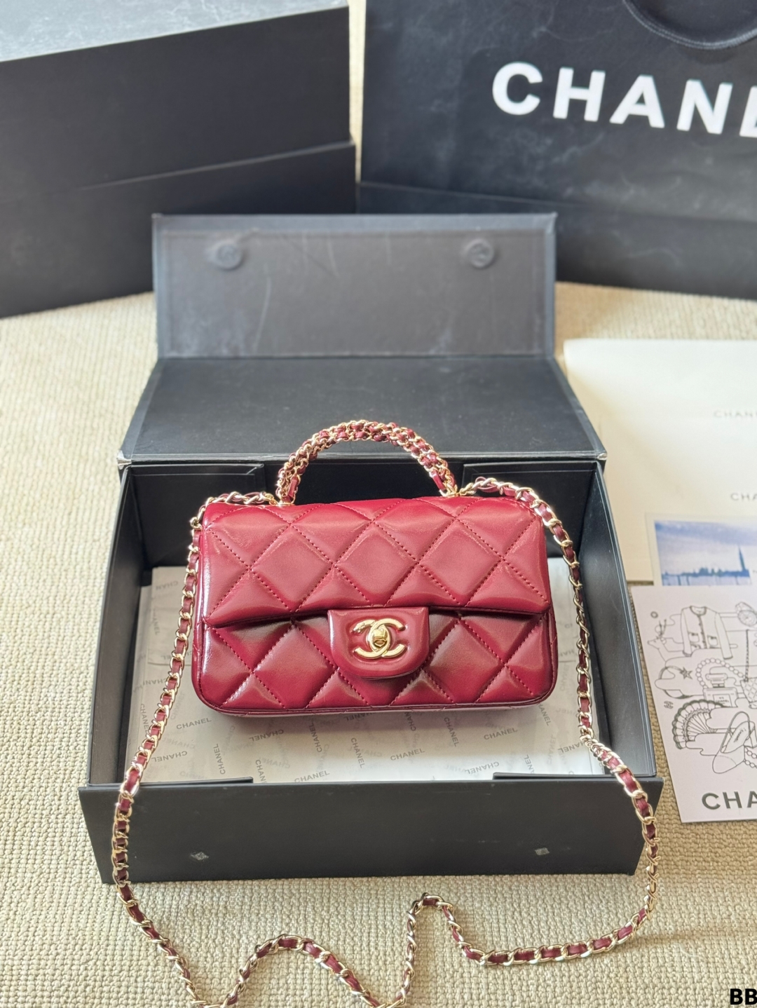 Chanel Shoulder Bag 030 DB561 20cm