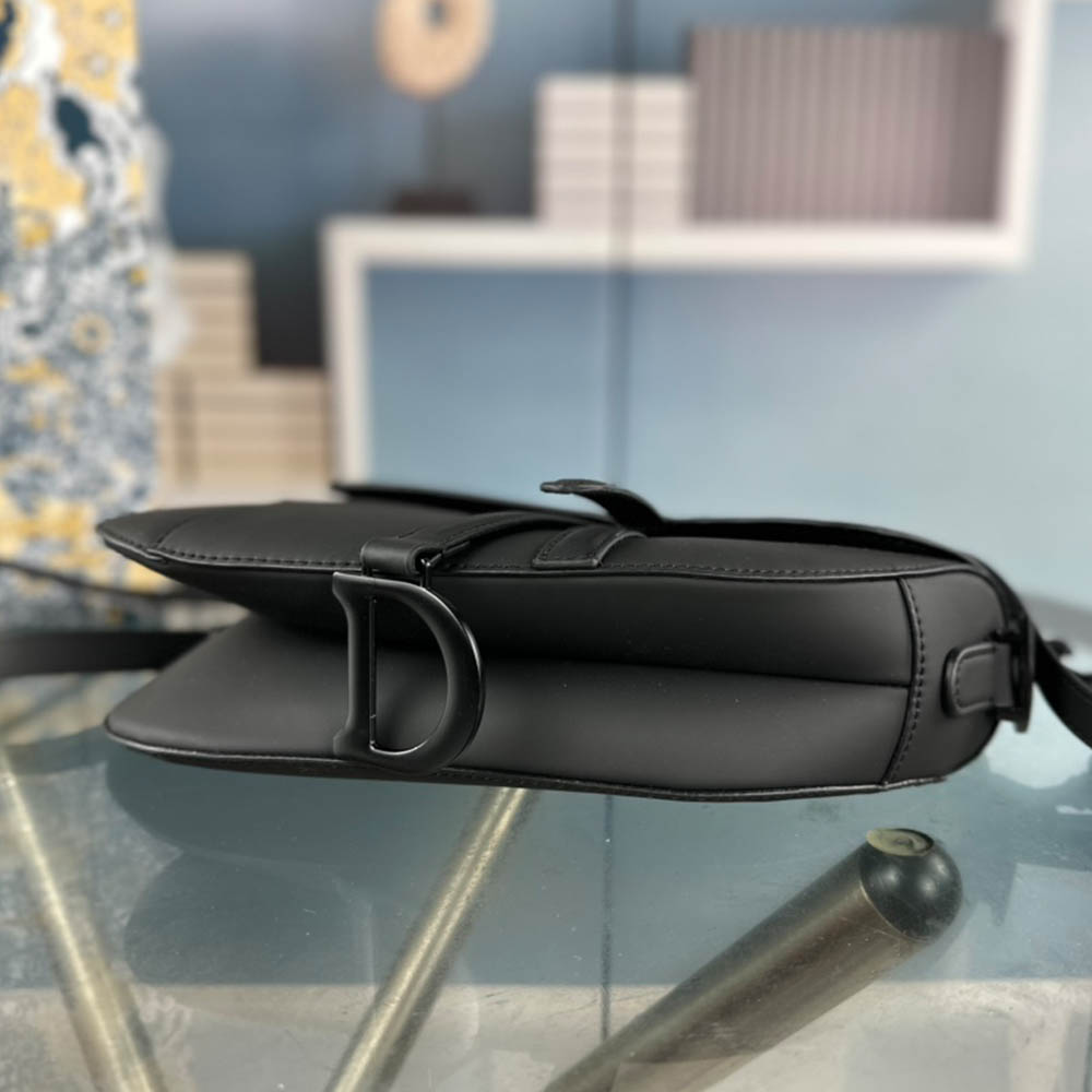 Dior Saddle Bag Matte Leather Shoulder Bag  (Replica)