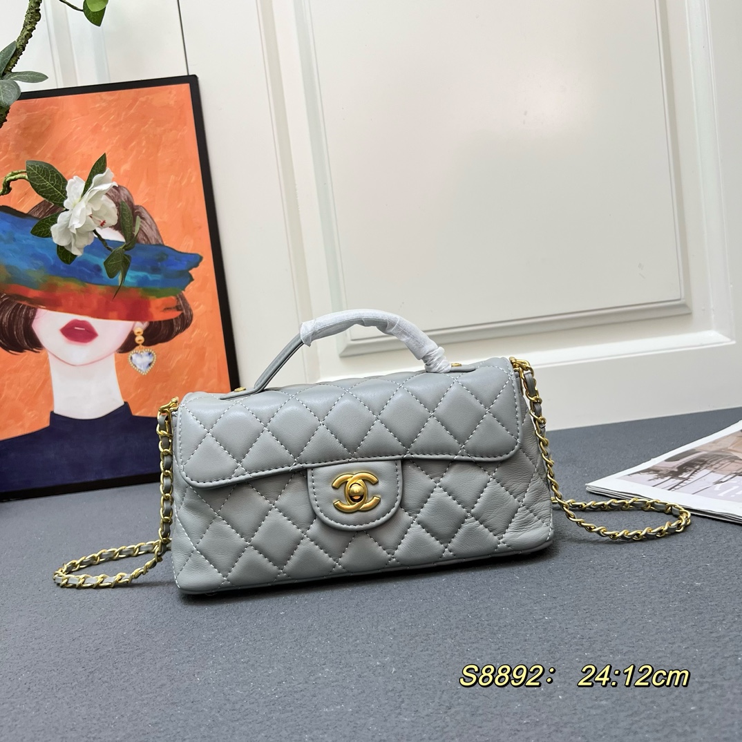 Chanel Handle bag S8892