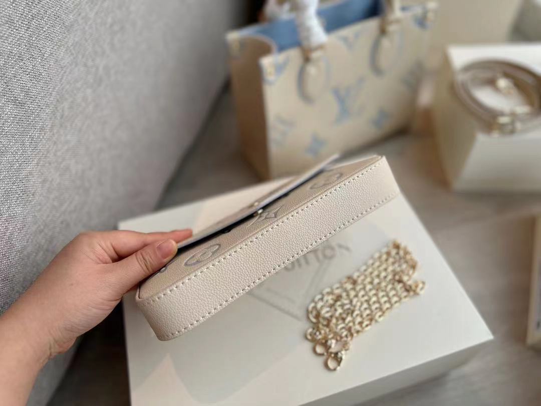 LV POCHETTE FÉLICIE Chain Bag M61276 LM071 22cm