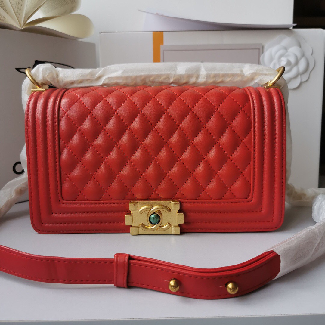 chanel6708PYD042