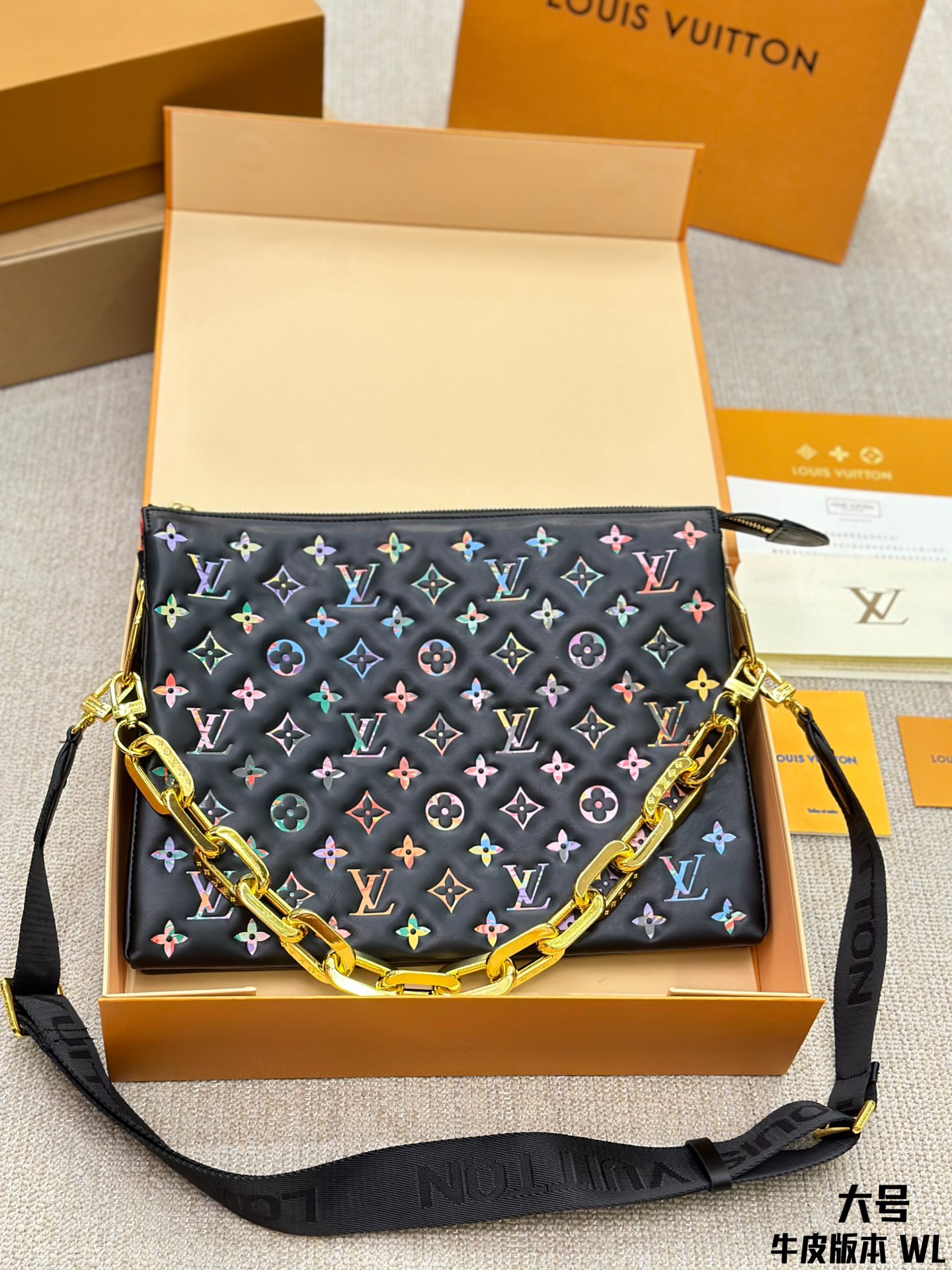 10A + quality LV Coussin MM M23057 DB022 34cm