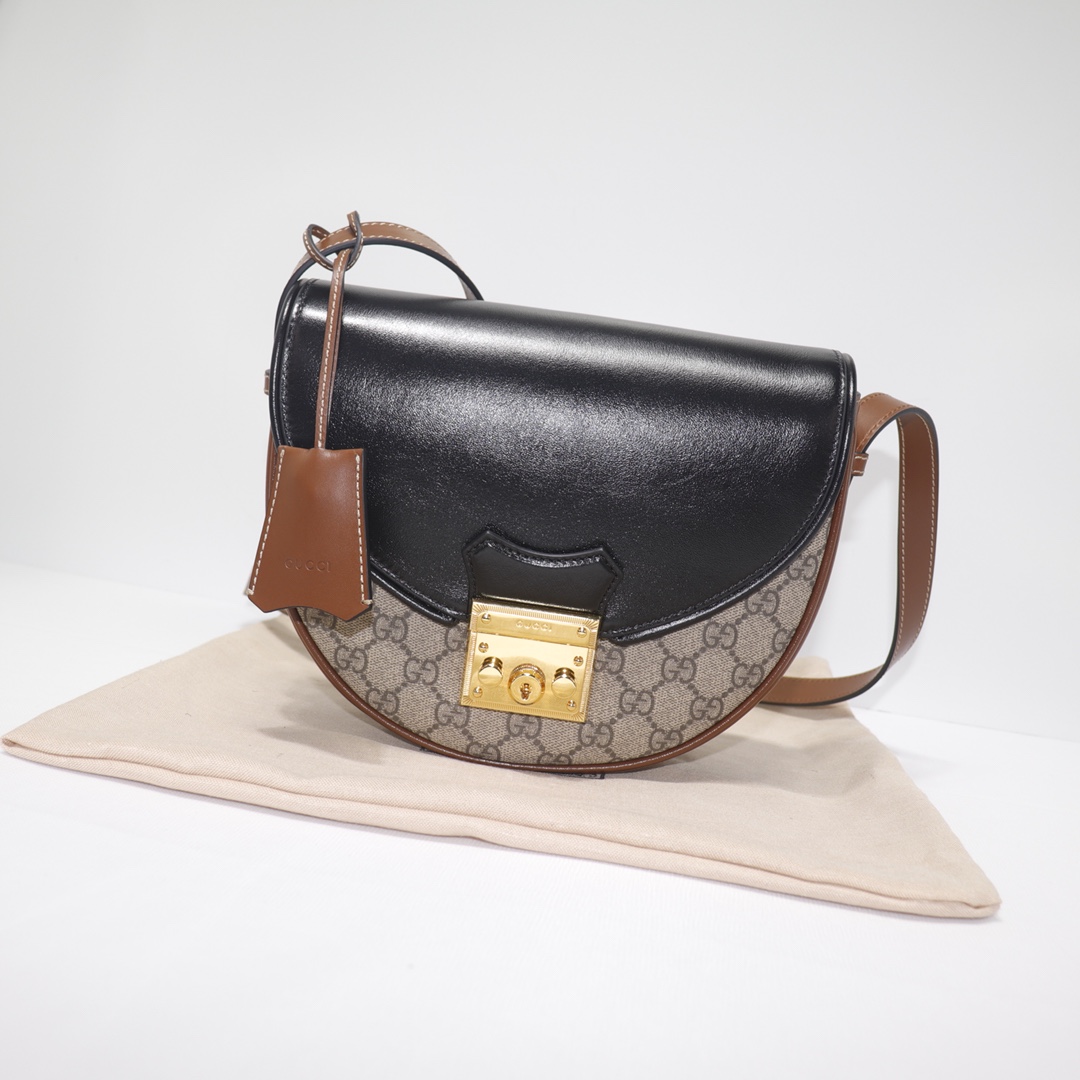 Gucci 644524 smile 071 22cm