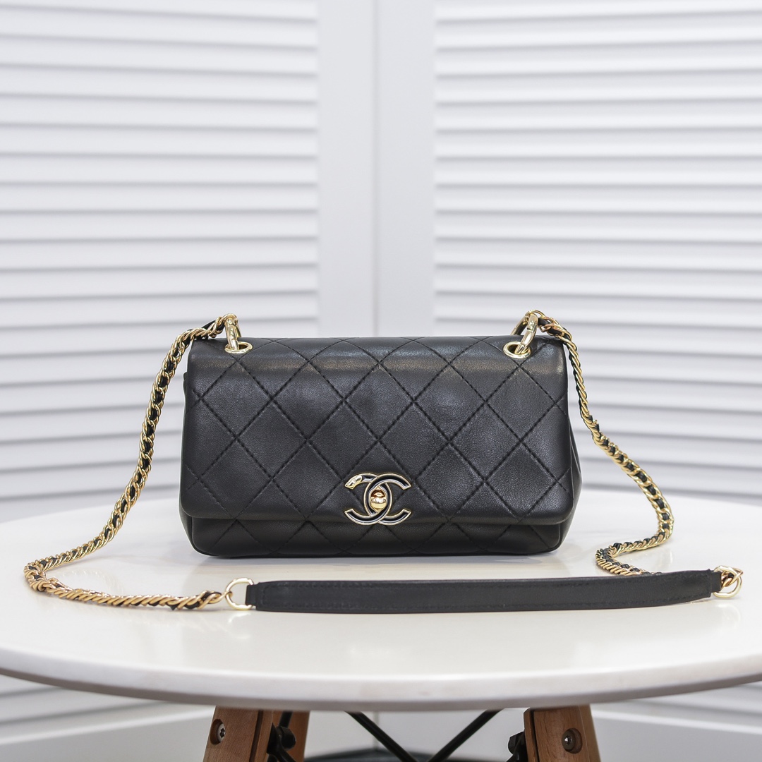 Chanel Flap Chain Bag Shoulder Bag Handbag