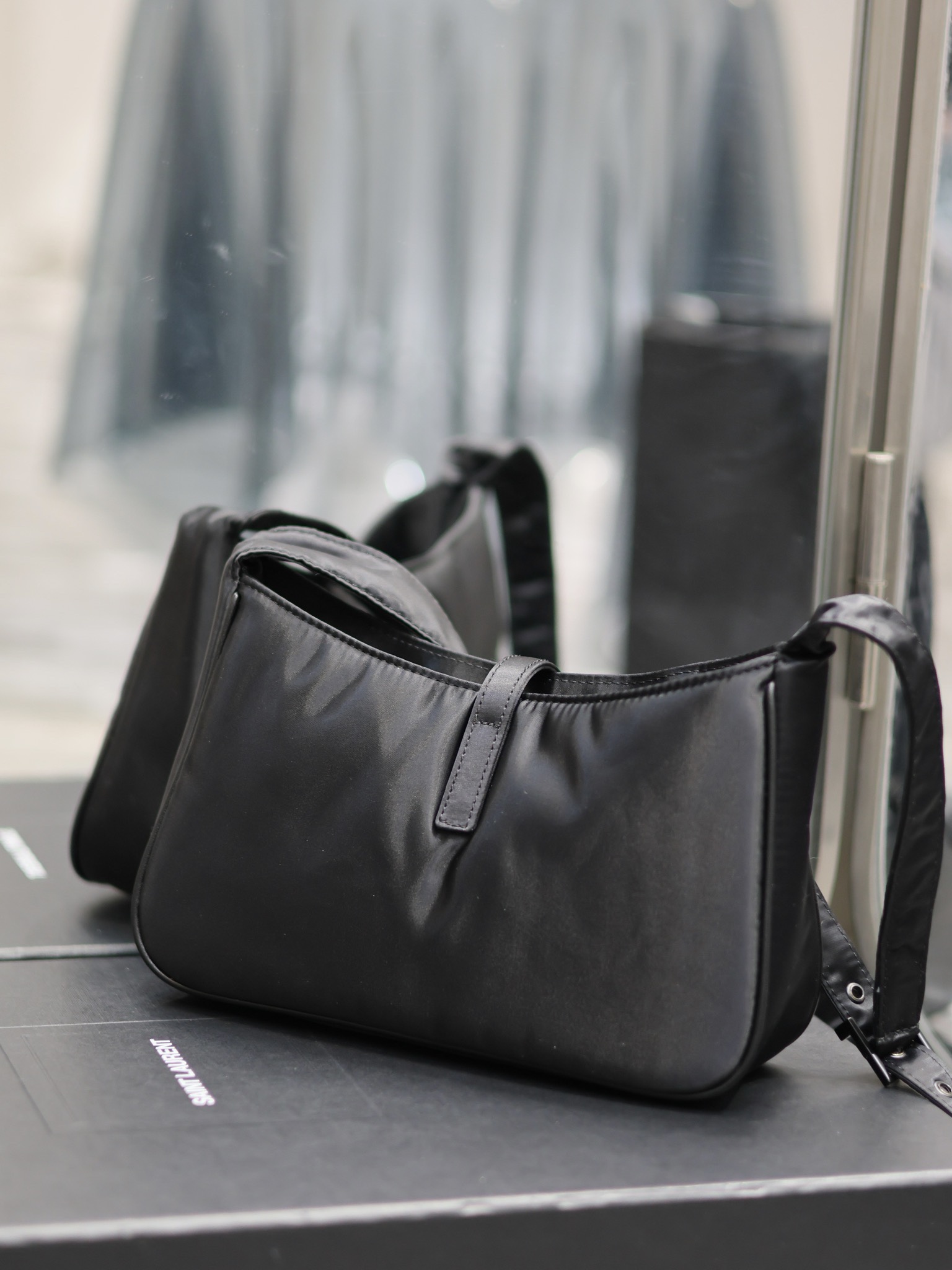 Saint Laurent 10A Handbag Shoulder Bag Top Mirror Quality Version