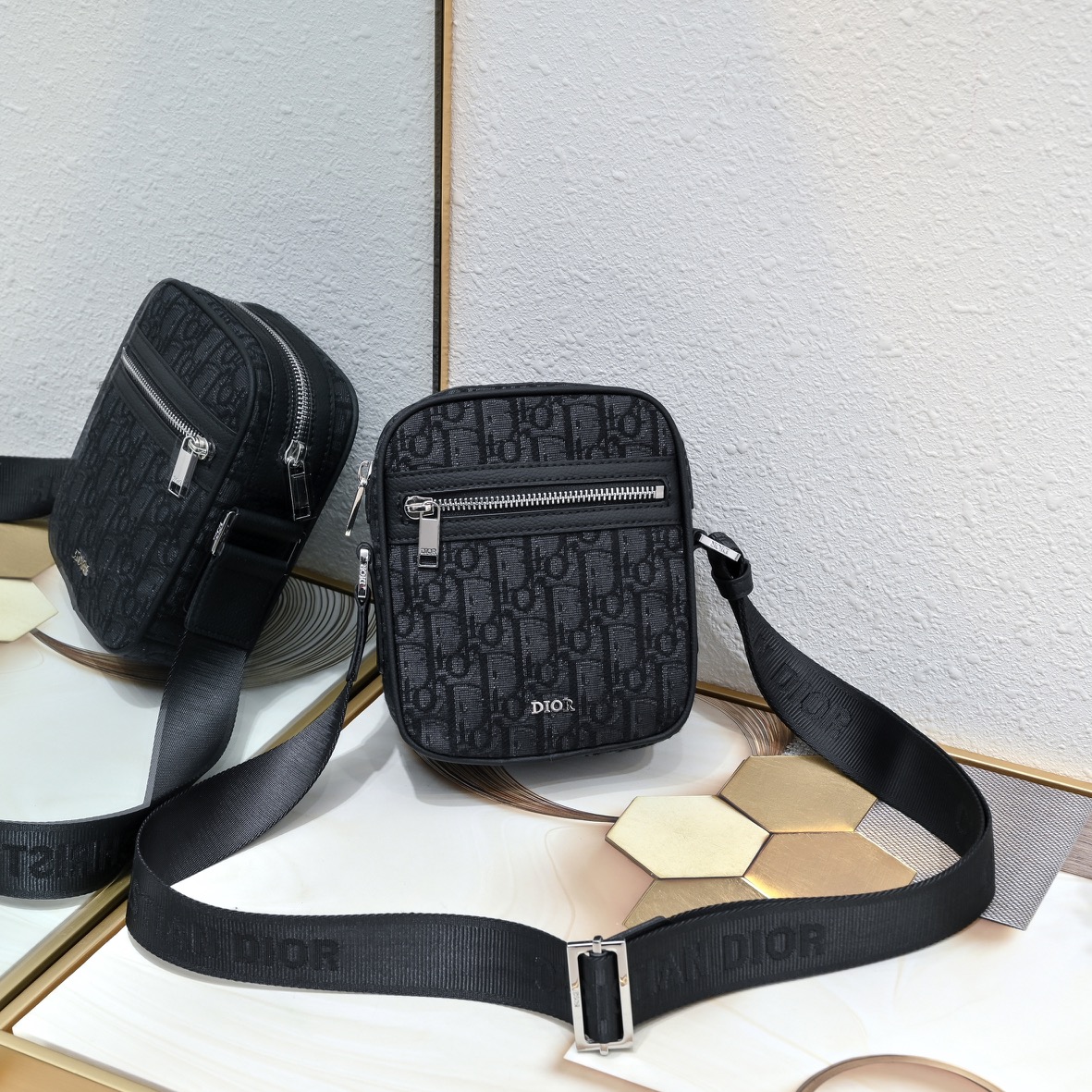 Dior Messenger Bag 1044 LM091 14.5cm