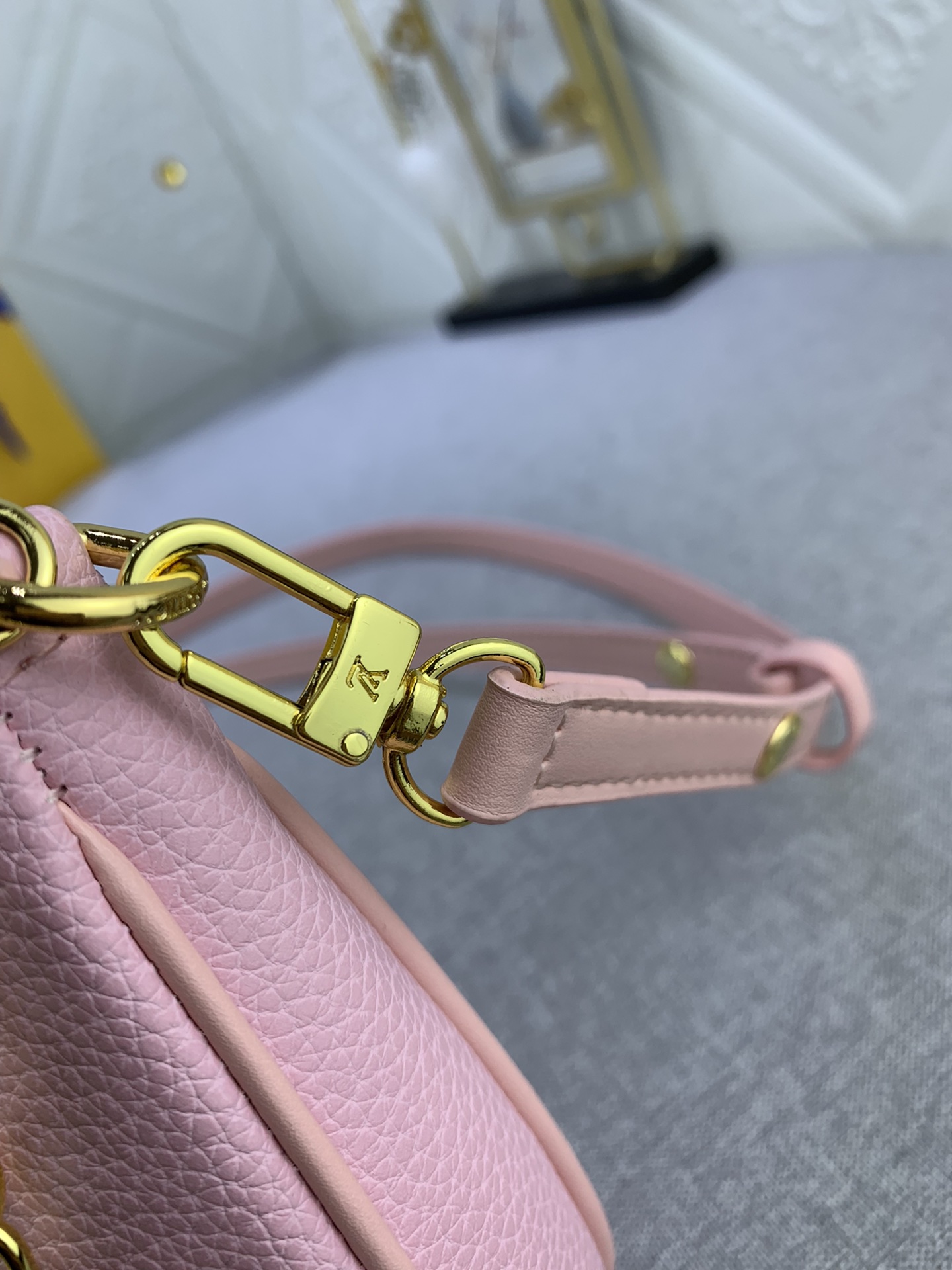 LV Easy Pouch On Strap Pink print M80349 MQ051 19cm