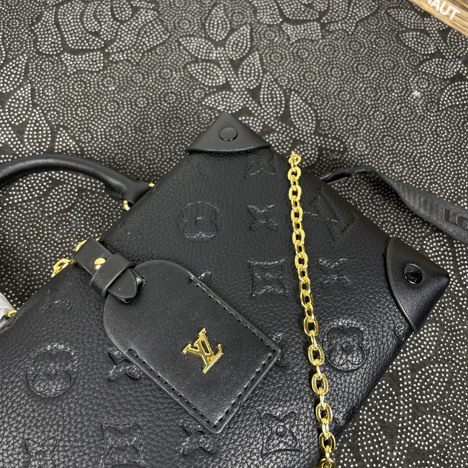 LV Petite Malle Souple M45393 MQ081 20cm