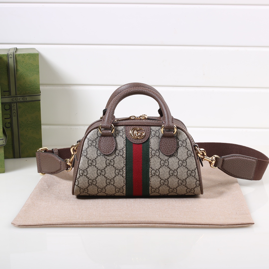 Gucci723309、724575、724606smile  small 20cm Medium 32.5cm large 40cm