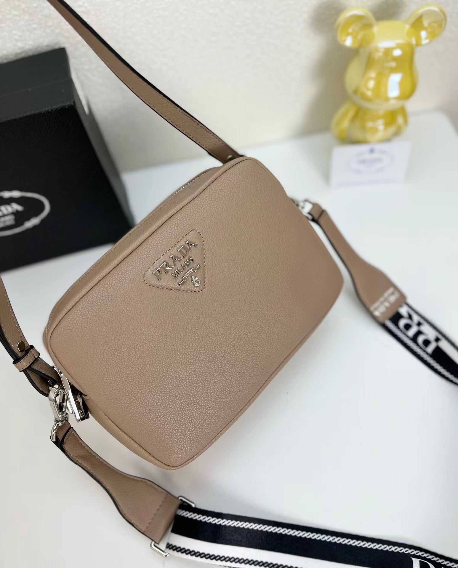 Prada0838 22PJ061 22cm