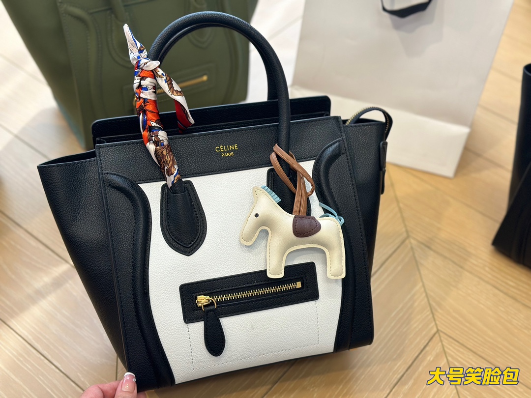 Celine LUGGAGE MICRO Bag 001 DB032 26cm