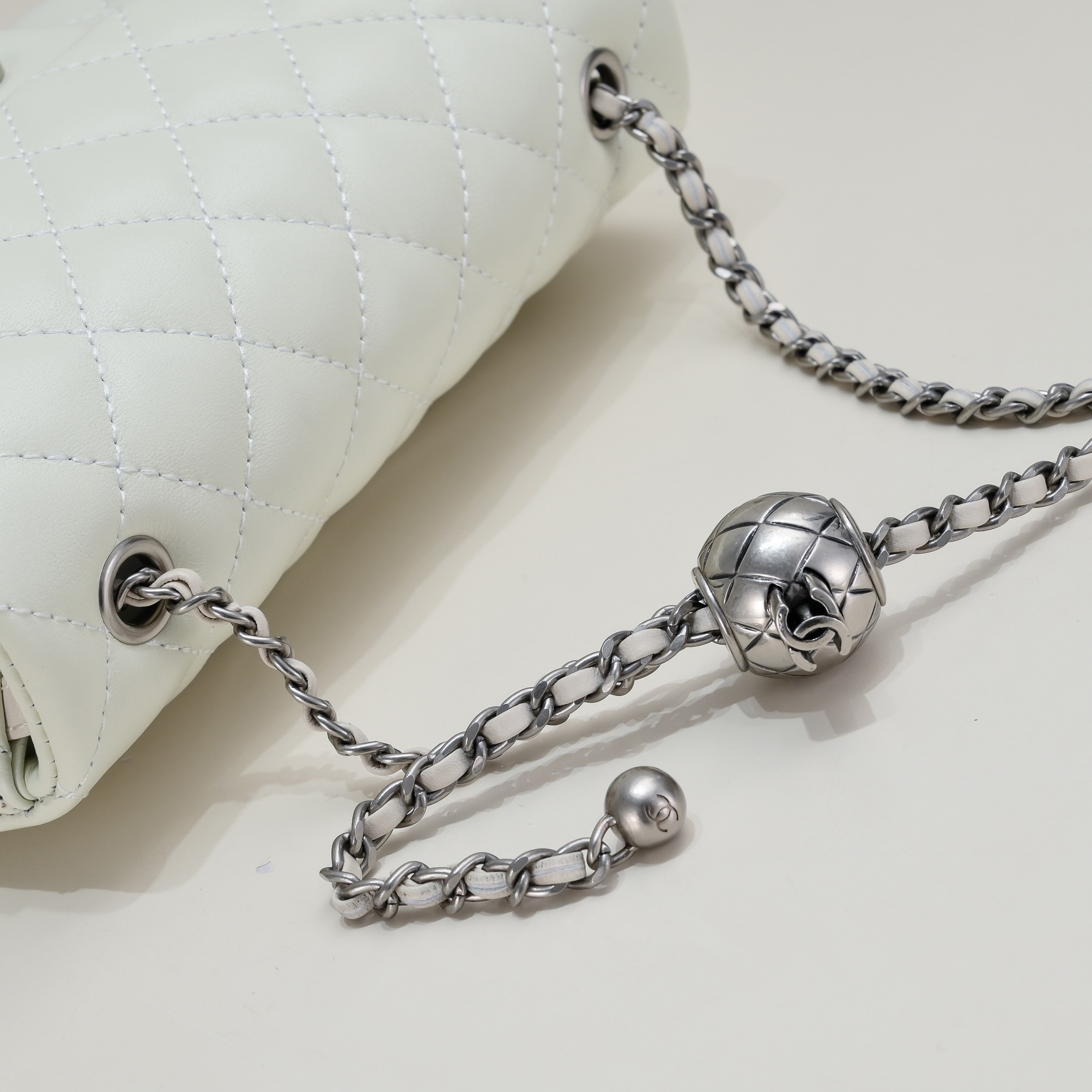 Chanel Cross Body Metal Ball Chain Shoulder Bag Handbag