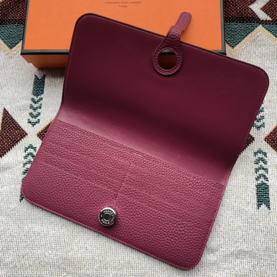 Hermes Dogon Compact Wallet Medium Peach