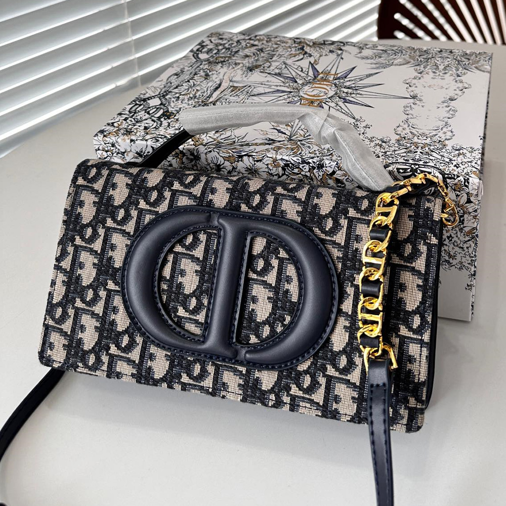 DIOR CD Signature Printed Shoulder Bag (Replica)