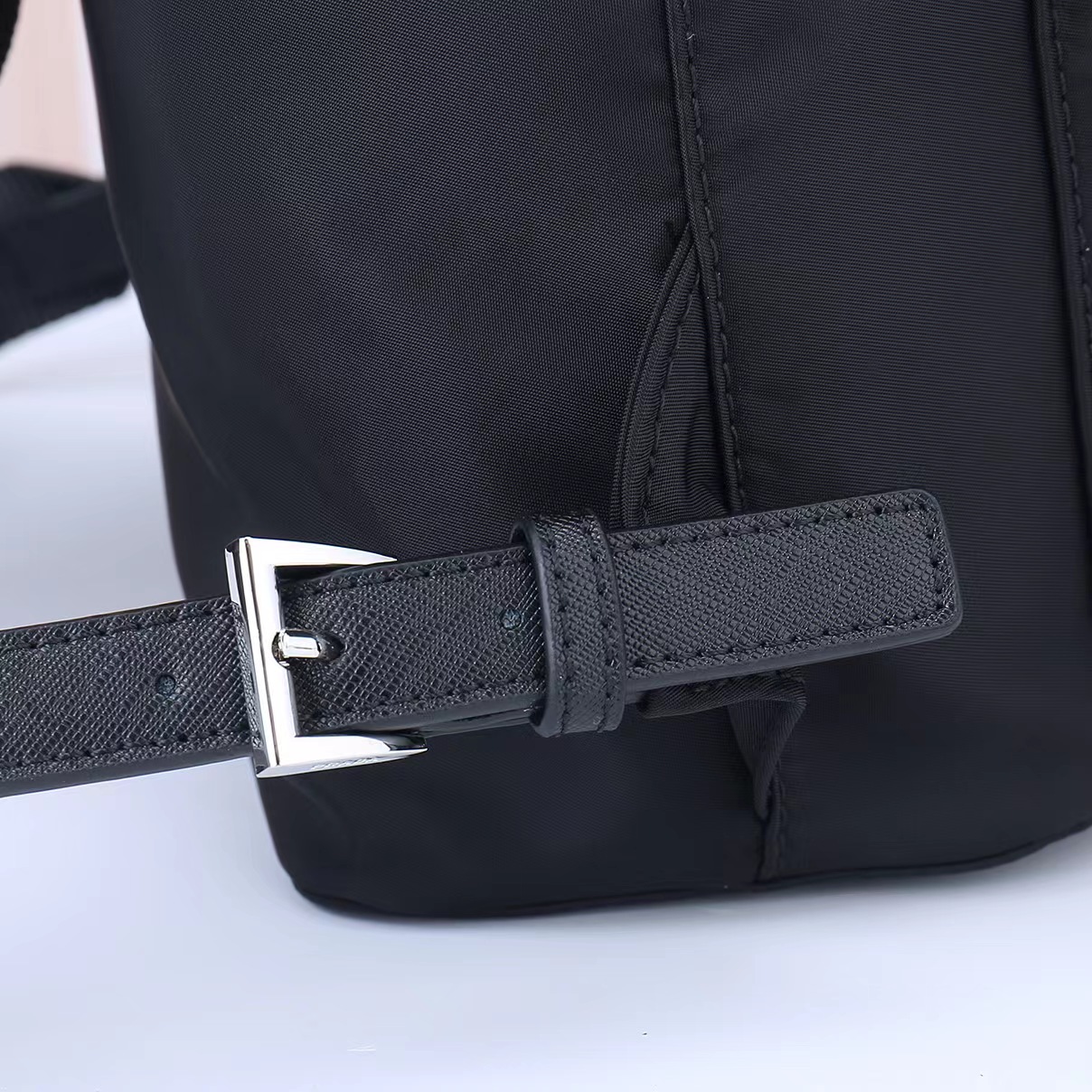 Prada Backpack 2677 TS561 28cm