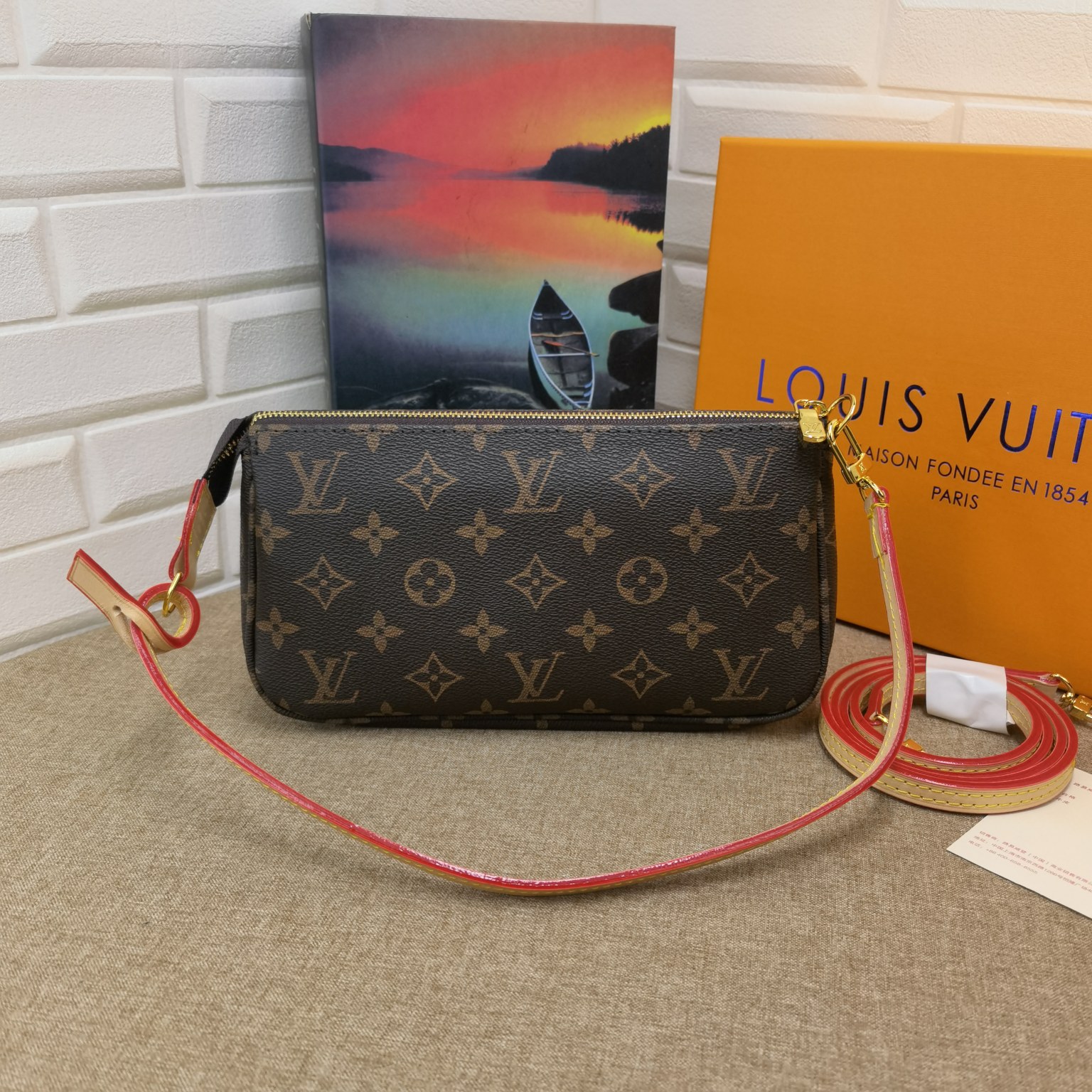 LVM40712MQ031 23.5CM