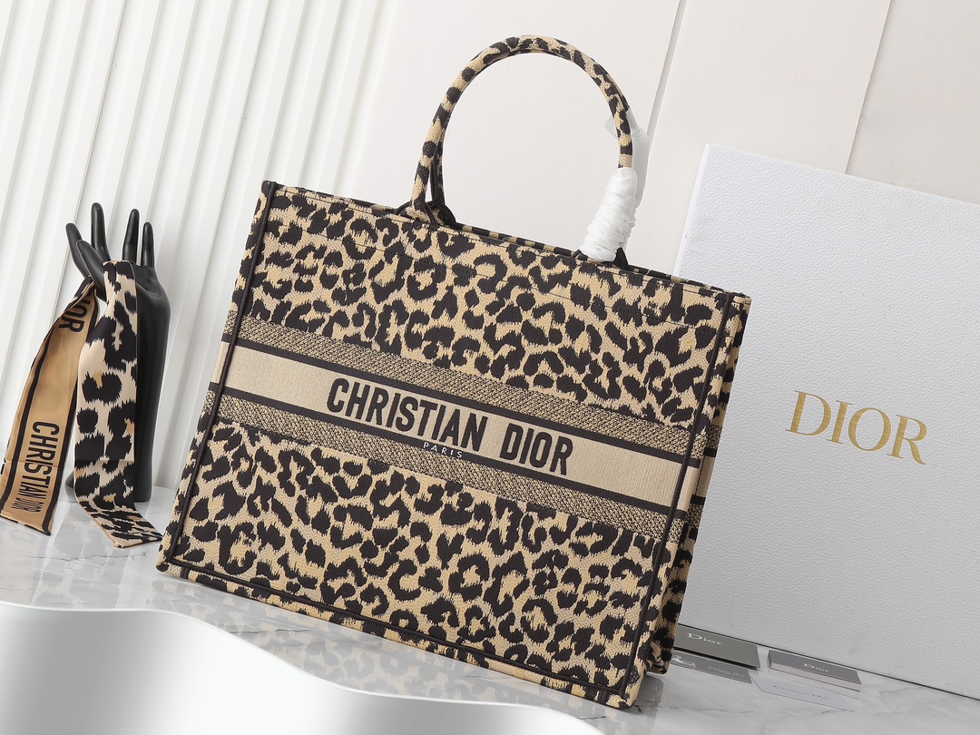 10A + top quality Dior Book Tote 0175 LM042062 36-42cm