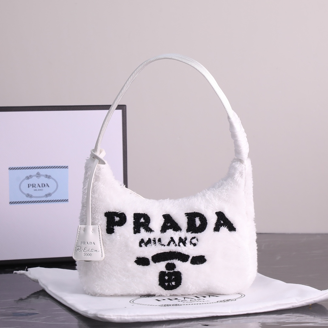 Prada001MQ031 22*12*6 cm