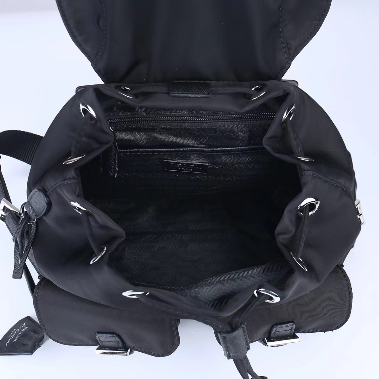 Prada Backpack 2677 TS561 28cm