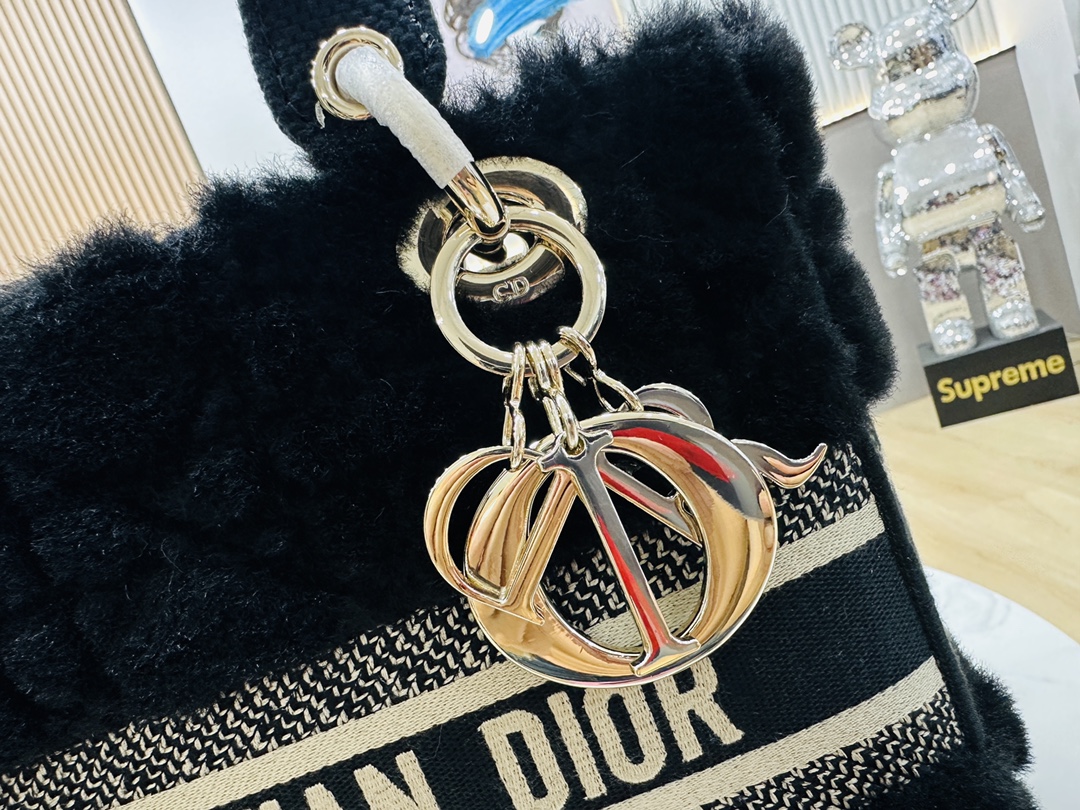 10A + top quality Dior Medium Lady D-Lite Bag 9920 DD003 24cm