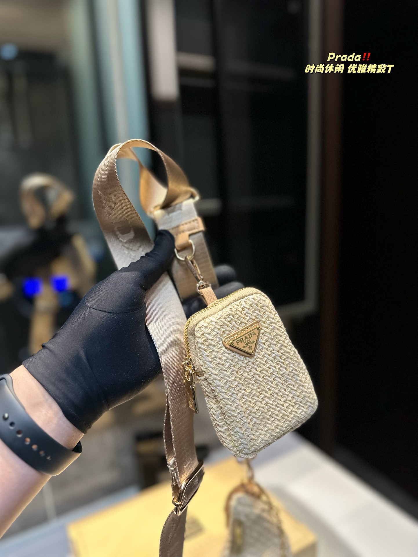 Prada Re-Edition 2005 Hobo Bag 011 DB041 20cm