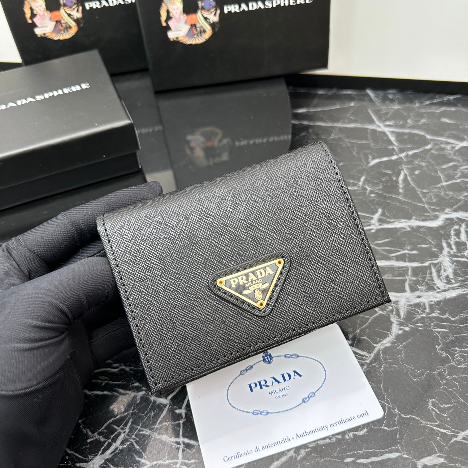 Prada Wallet 209 LM06 10cm