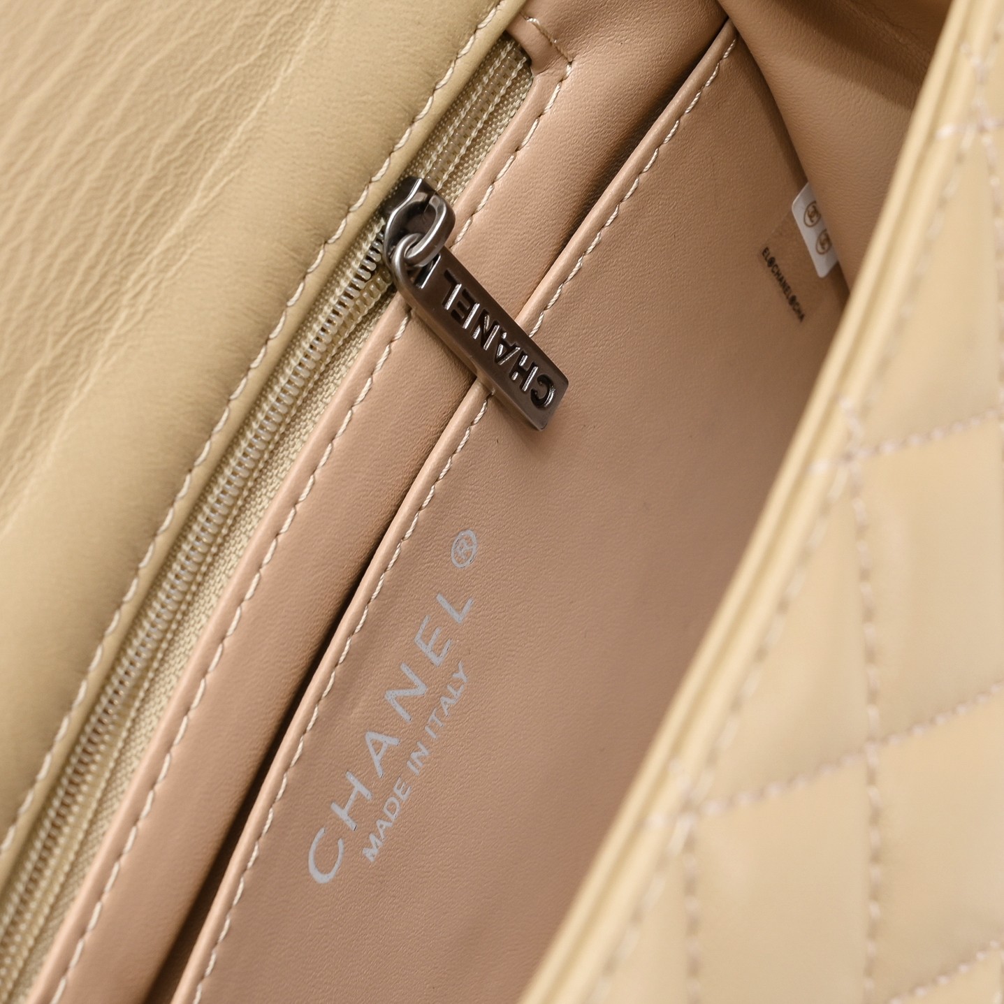 Chanel Cross Body Metal Ball Chain Shoulder Bag Handbag