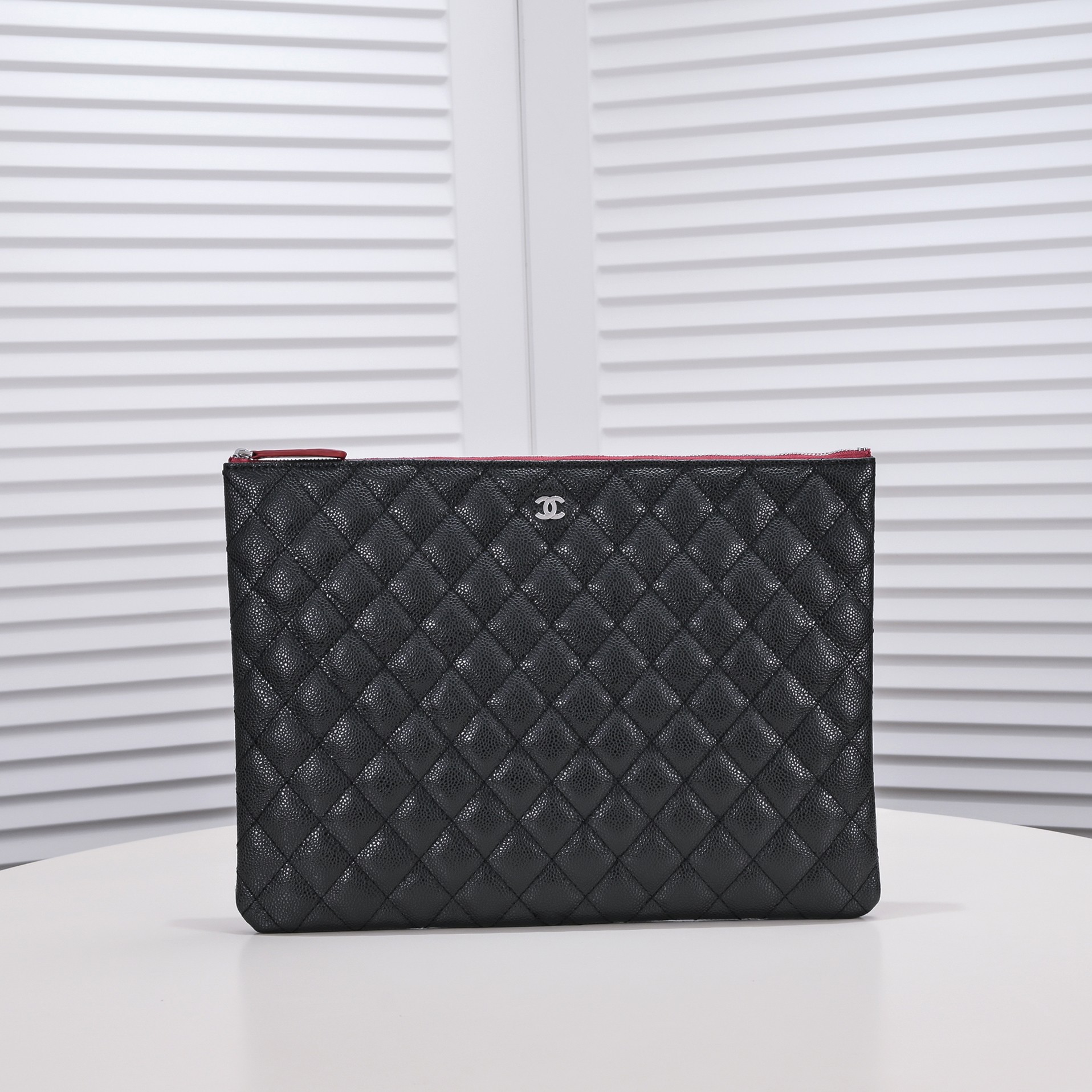 Chanel Cowhide Caviar Lattice Clutch silver buckle Clutch Bag Handbag
