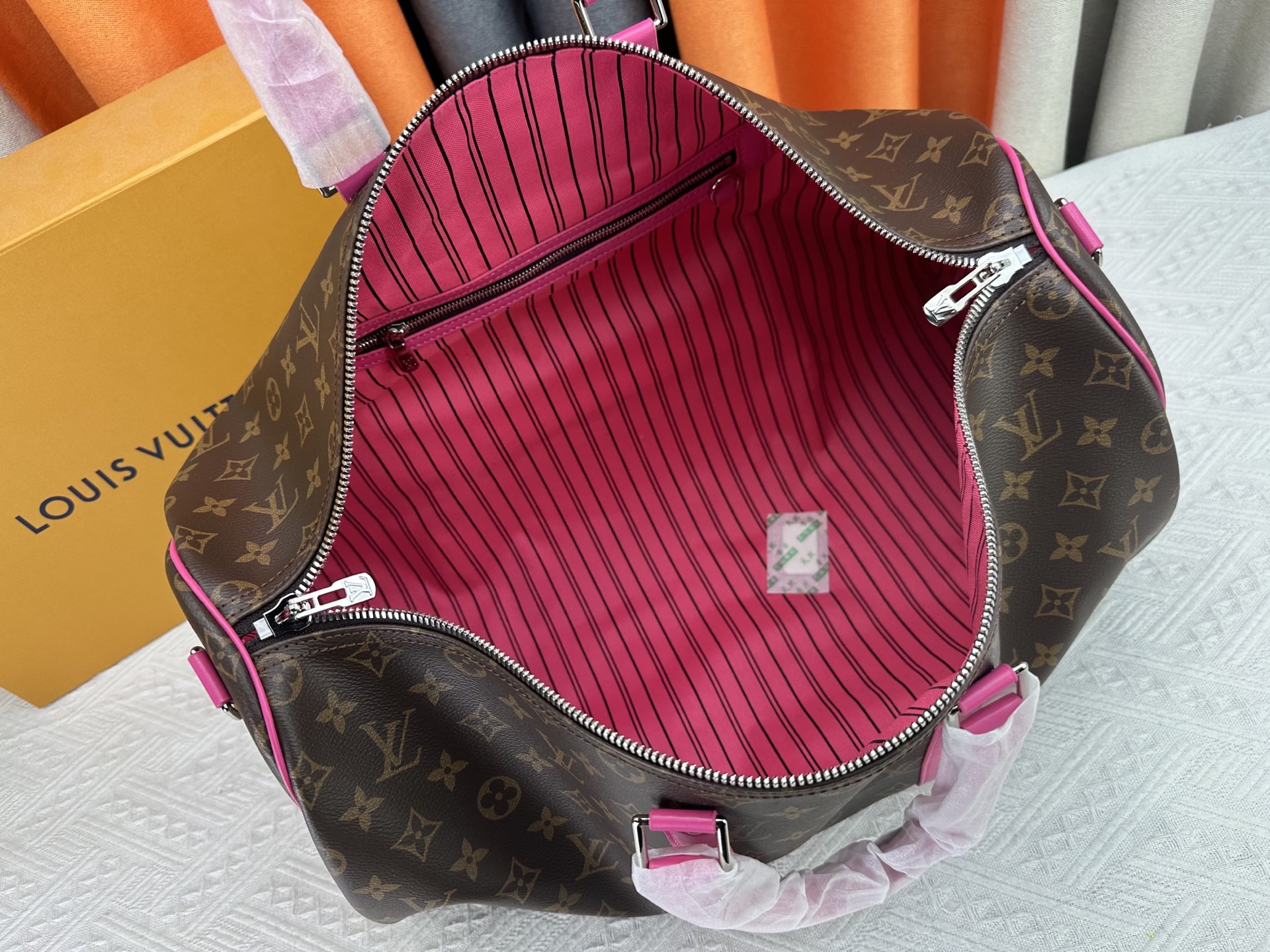 Louis Vuitton  Keepall Bandoulière 50 travel bag