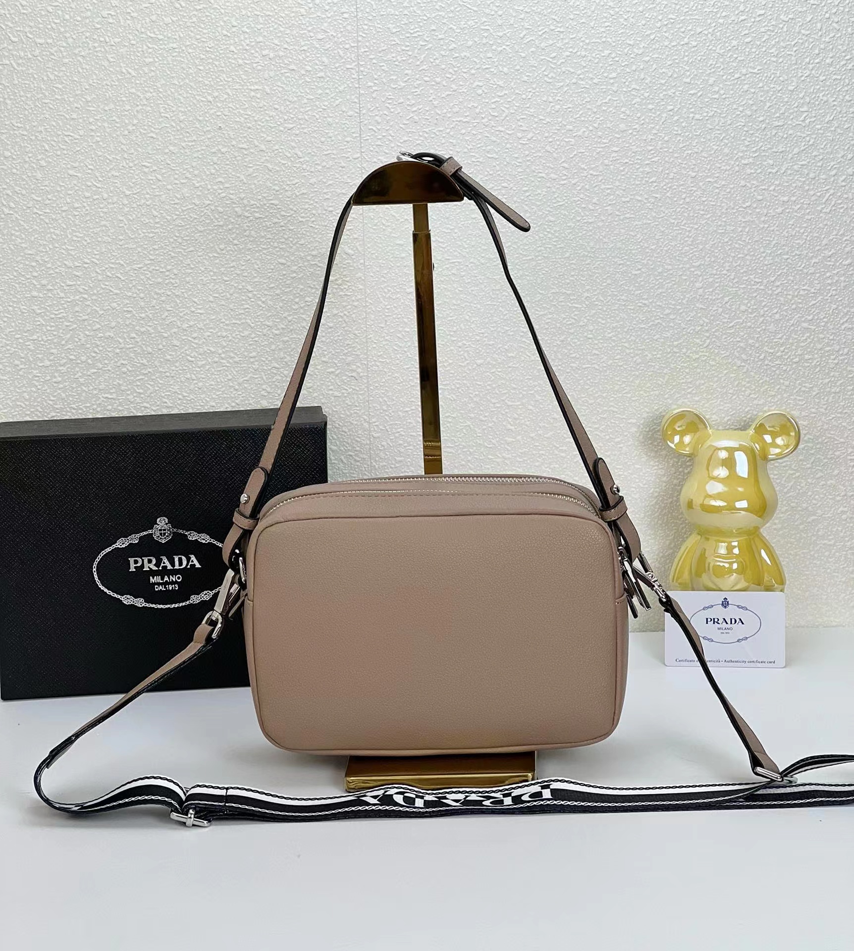 Prada0838 22PJ061 22cm