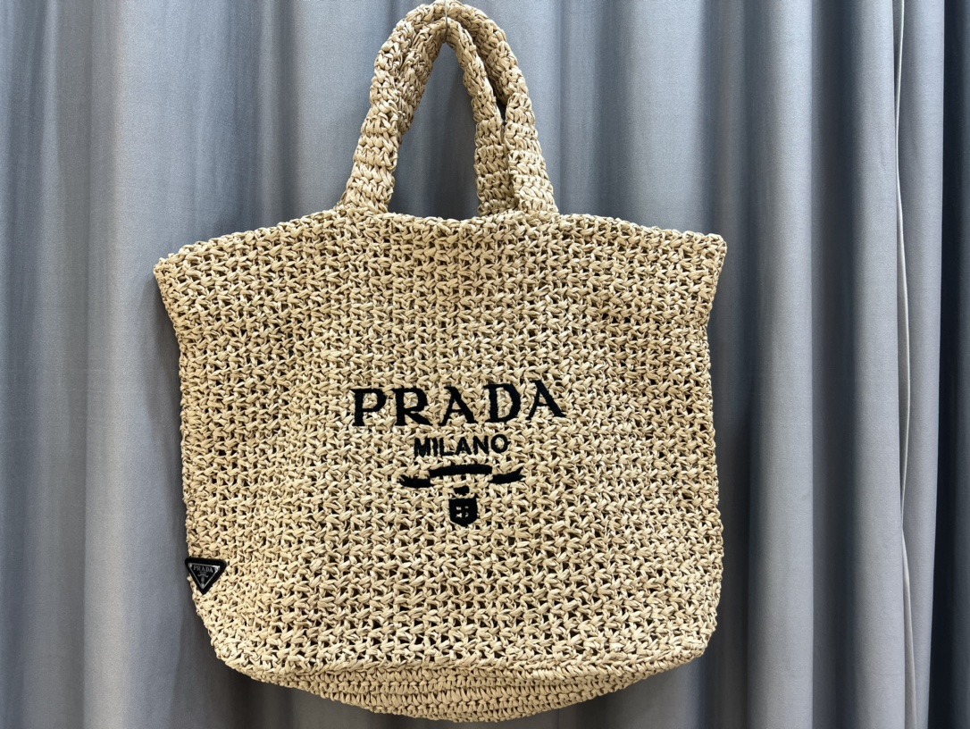 Prada 392 Khaki LM051 40cm